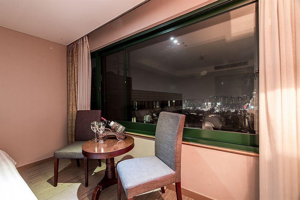 นิวฮิลท็อปโฮเต็ล Hotel โซล ภายนอก รูปภาพ